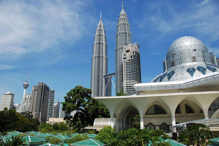 thap doi petronas tour Malaysia